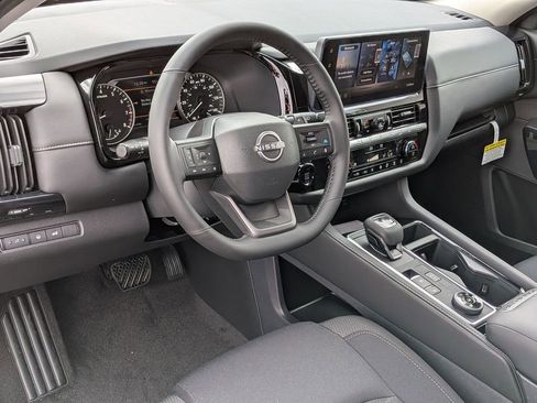 New 2026 Nissan Pathfinder SV AWD/4WD image 11