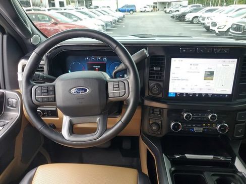 Used 2023 Ford F450 Lariat w/ Lariat Ultimate Package AWD/4WD image 13