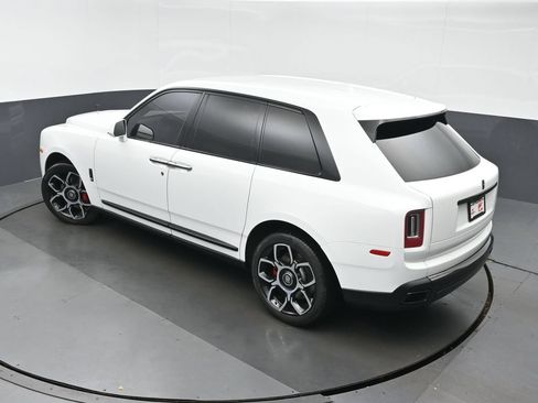 Used 2021 Rolls-Royce Cullinan Black Badge AWD/4WD image 40