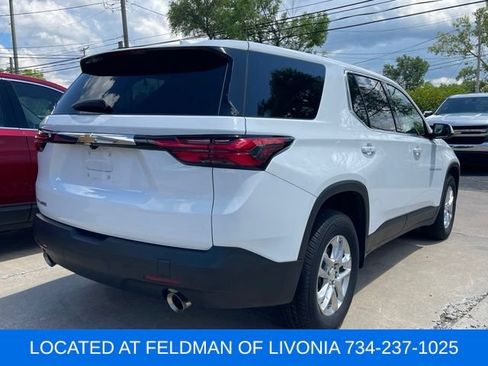 Used 2023 Chevrolet Traverse LS w/ Safety Package FWD image 3