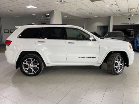 Used 2019 Jeep Grand Cherokee Overland image 10