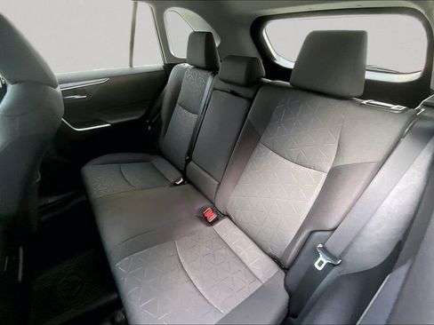 Certified 2022 Toyota RAV4 XLE w/ Convenience Package image 20