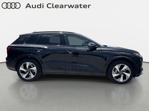 Certified 2025 Audi Q6 e-tron Prestige w/ 20" Wheel Package AWD/4WD image 5