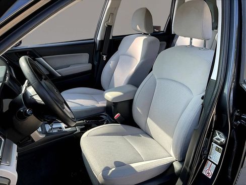 Used 2018 Subaru Forester 2.5i Premium AWD/4WD image 20