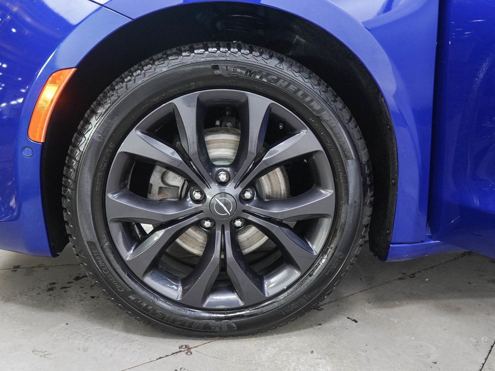 Used 2019 Chrysler Pacifica Touring-L Plus w/ Advanced Safetytec Group FWD image 31