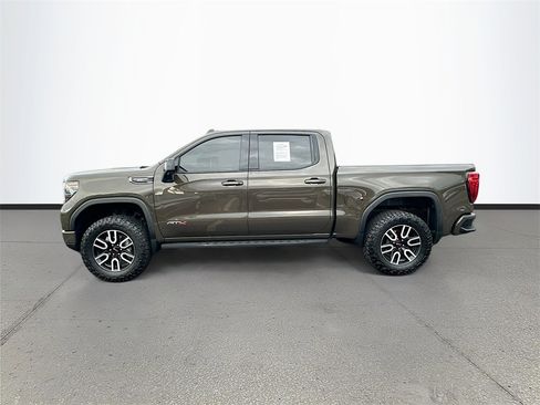 Used 2023 GMC Sierra 1500 AT4 w/ AT4 Premium Package image 4