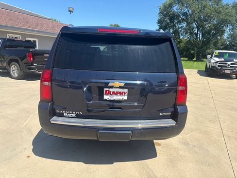 Used 2018 Chevrolet Suburban Premier AWD/4WD image 4