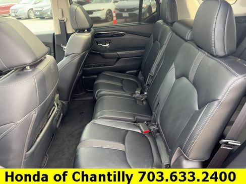 Certified 2024 Honda Pilot Touring image 28