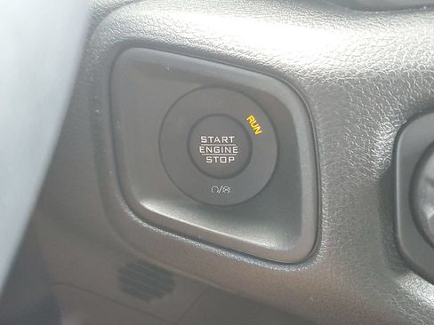 Certified 2025 Jeep Wrangler Unlimited Sport AWD/4WD image 30