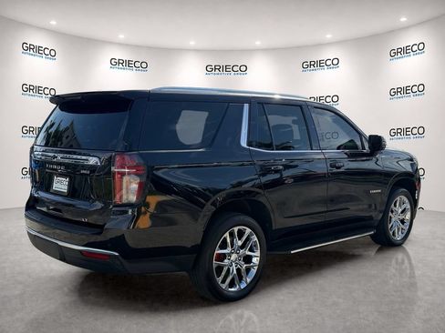 Used 2022 Chevrolet Tahoe LT w/ Luxury Package RWD image 7
