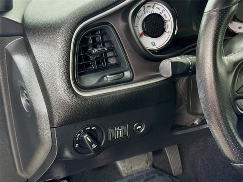 Used 2022 Dodge Challenger R/T Scat Pack w/ T/A Package image 10