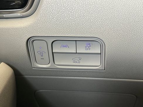 Certified 2023 Kia Sorento SX Prestige w/ Panoramic Sunroof Package AWD/4WD image 31