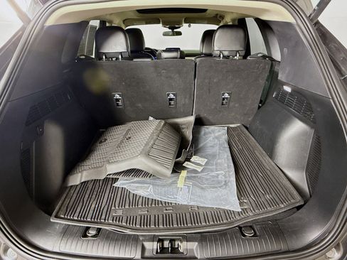 Used 2020 Ford Escape SE Sport image 34