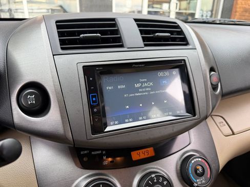 Used 2011 Toyota RAV4 4WD w/ Base L4 Extra Value Pkg image 33
