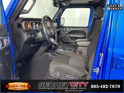 Used 2023 Jeep Gladiator Mojave w/ Trailer Tow Package image 11