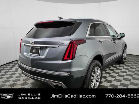 Used 2020 Cadillac XT5 Premium Luxury FWD image 3