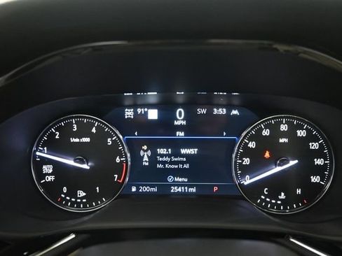 Used 2022 Buick Envision Avenir w/ Technology Package II AWD/4WD image 31