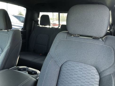 New 2026 RAM 1500 4x4 Crew Cab image 21