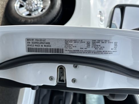 Used 2024 RAM 3500 Tradesman w/ Chrome Appearance Group image 30