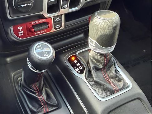 Used 2021 Jeep Gladiator Rubicon image 53