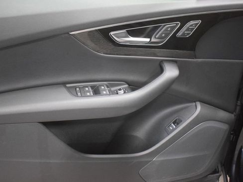 Used 2017 Audi Q7 3.0T Premium Plus image 7