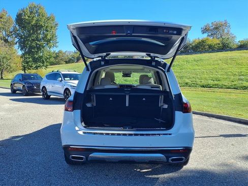 Used 2026 Mercedes-Benz GLS 450 4MATIC image 8
