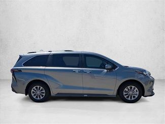 Certified 2026 Toyota Sienna XLE FWD video 4