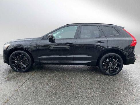 Certified 2024 Volvo XC60 T8 Ultimate w/ Climate Package image 6