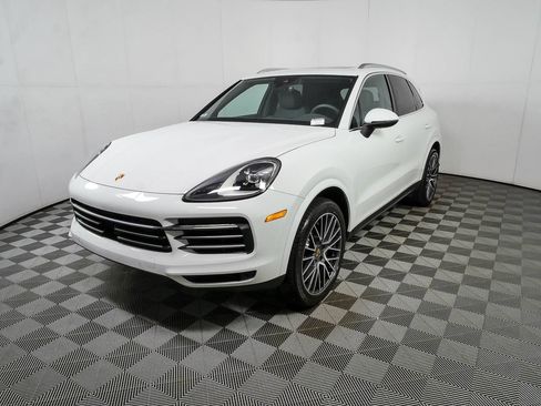 Certified 2019 Porsche Cayenne S AWD/4WD image 1