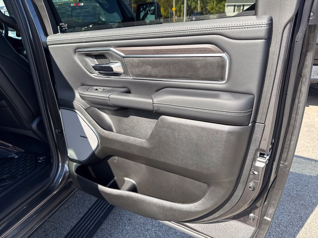 New 2027 RAM 1500 Laramie w/ Night Edition AWD/4WD image 26