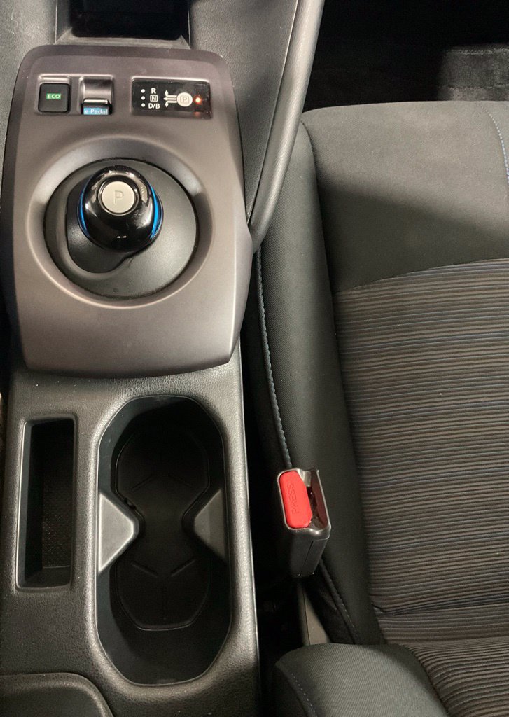 Used 2025 Nissan Leaf S FWD image 20