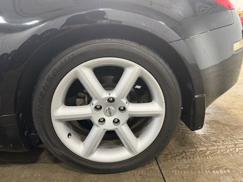 Used 2004 Nissan 350Z Touring image 28