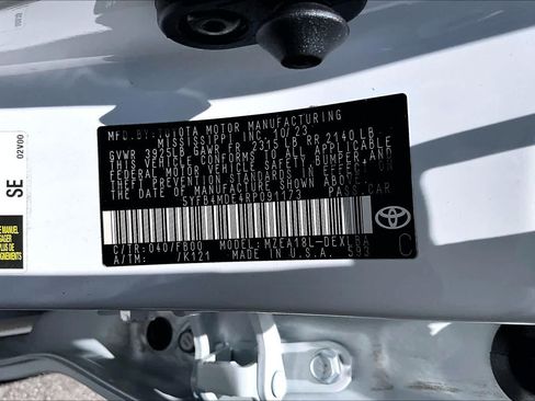 Used 2024 Toyota Corolla LE w/ LE Convenience Package FWD image 33