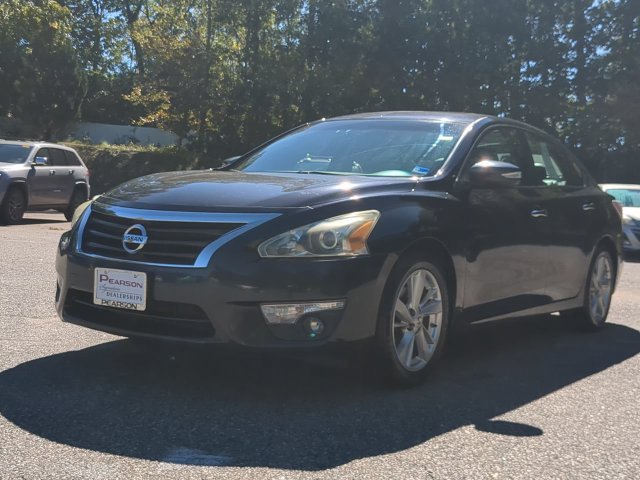 Used 2014 Nissan Altima 2.5 SL w/ Technology Package FWD image 7