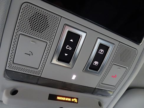 New 2026 Land Rover Defender 110 S image 22