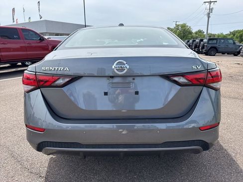 Used 2022 Nissan Sentra SV FWD image 5