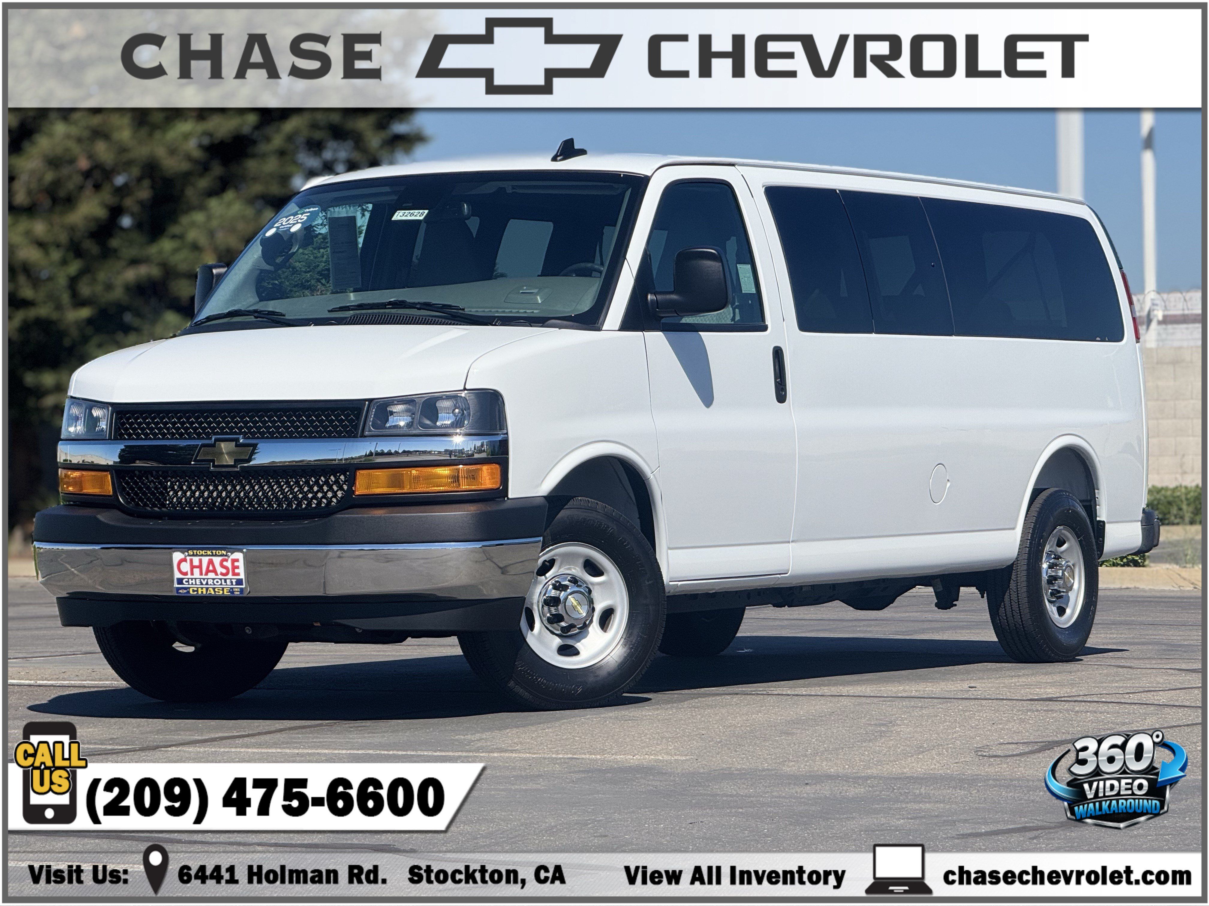 Certified 2025 Chevrolet Express 3500 LT w/ LT Preferred Equipment Group RWD image 1