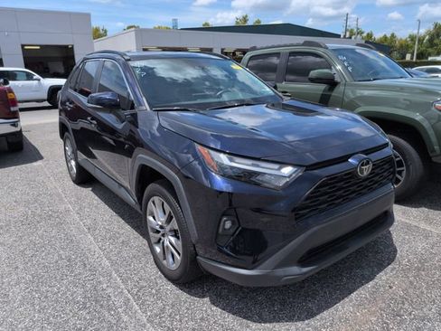 Used 2022 Toyota RAV4 XLE Premium FWD image 1