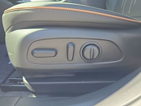 New 2026 Buick Envista Avenir image 18