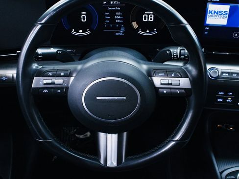 Used 2024 Hyundai Kona SEL image 12