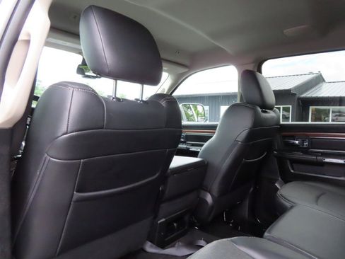 Used 2017 RAM 2500 Laramie AWD/4WD image 45