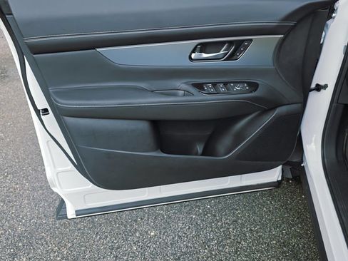 New 2025 Nissan Murano SL AWD/4WD image 45