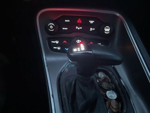 Used 2022 Dodge Challenger GT w/ Blacktop Package image 10