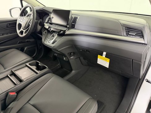 New 2026 Honda Odyssey EX-L image 24