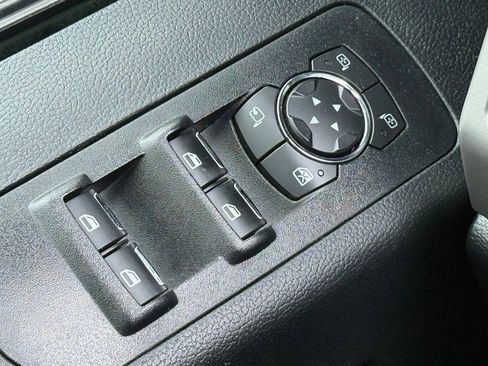 Used 2017 Ford F150 Lariat w/ Equipment Group 502A Luxury AWD/4WD image 20