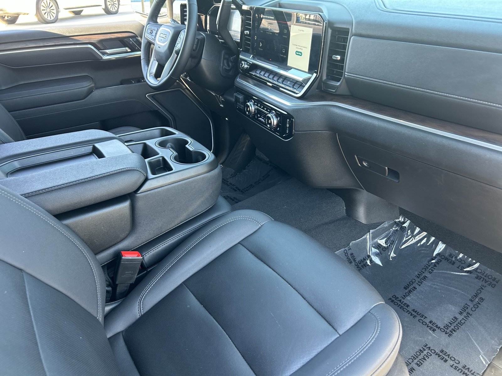 Certified 2025 GMC Sierra 1500 SLT RWD image 12