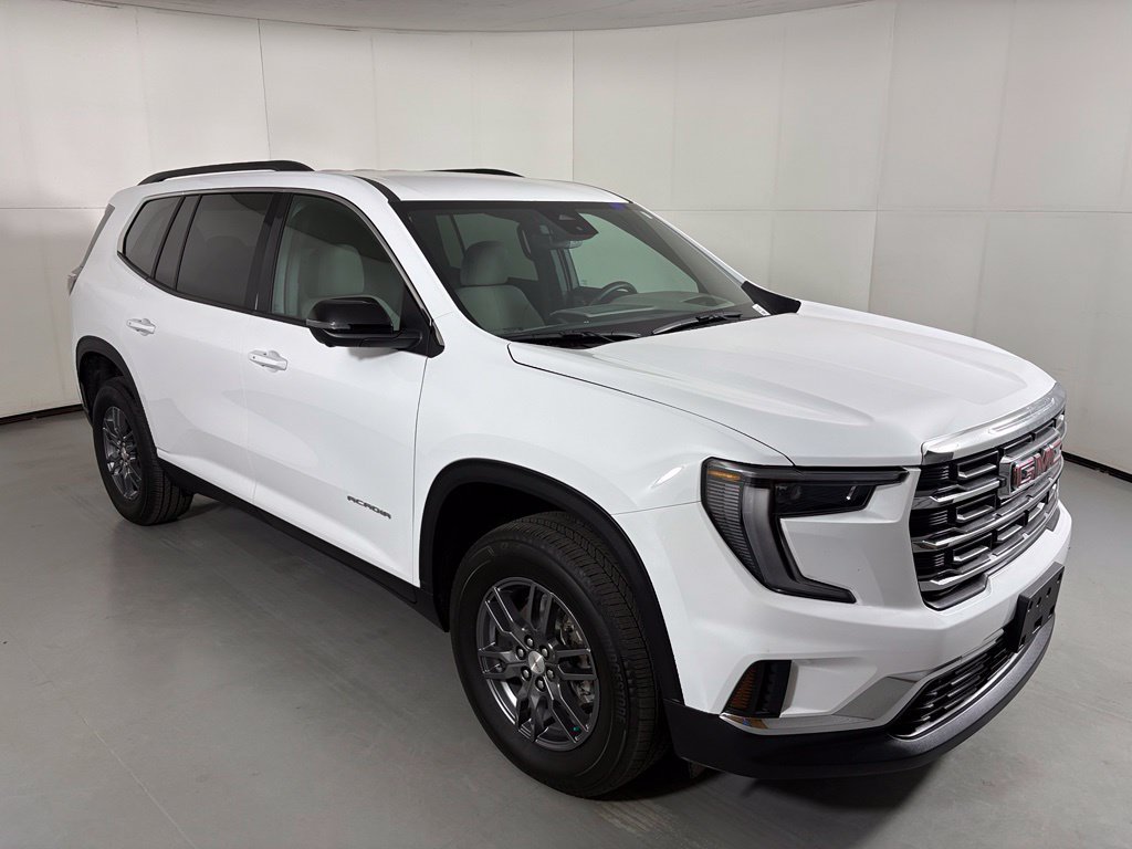 Used 2026 GMC Acadia Elevation FWD image 2