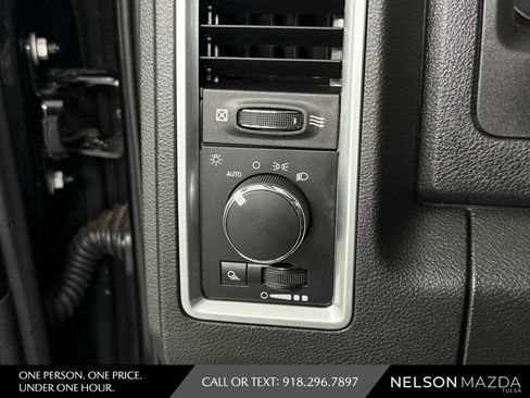 Used 2023 RAM 1500 Classic SLT w/ Trailer & Traction Group AWD/4WD image 26