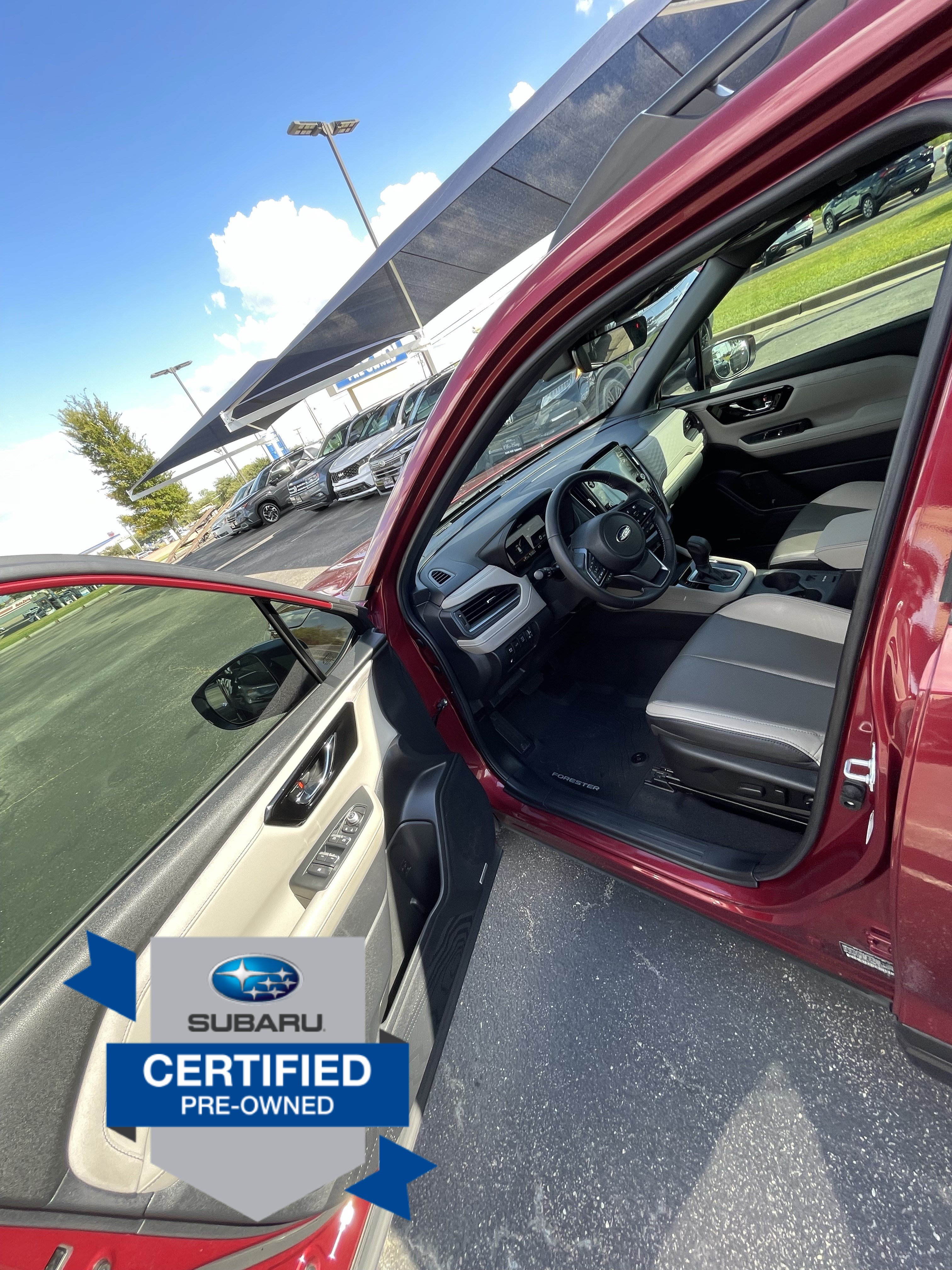 Used 2025 Subaru Forester Limited AWD/4WD image 18