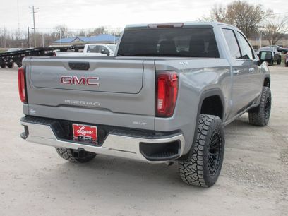 New 2026 GMC Sierra 1500 SLT w/ SLT Convenience Package